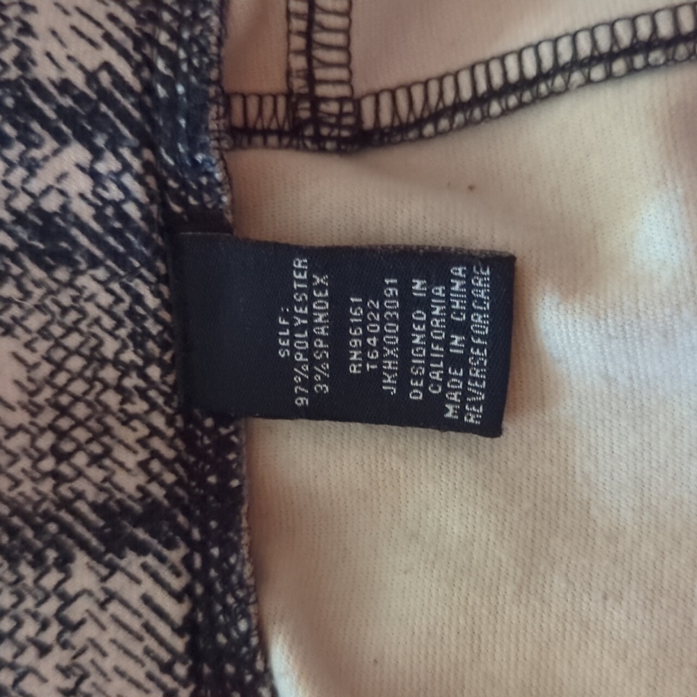 Pants - Picture 4 of 4